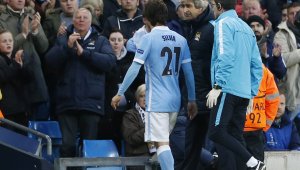 Сити остава без Силва за "Бернабеу"