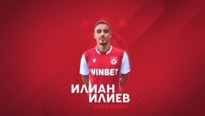 Чистката продължава: ЦСКА бие шута на национал на България