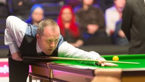 Джон Хигинс се срина в Ковънтри