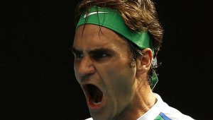 Федерер се завърна с победа след операция на коляното