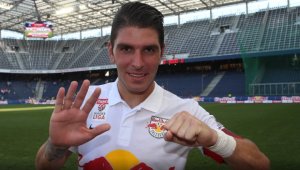 И Ред Бул клекна пред китайските милиони