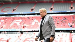 Оливер Кан се изсмя: За какво ни е Холанд? Имаме си Левандовски