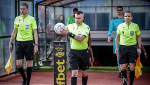 Пратиха „ощетил“ „сините“ съдия за мача Локо Пд – Левски