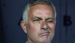 Моуриньо: Не се бутам, но искам да бъда на Мондиал 2030...