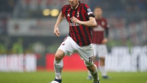 Монтоливо спря с футбола и призна: Милан ме отказа!