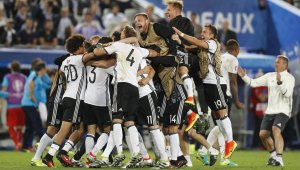 Германия във възторг: Победихме италианското чудовище!