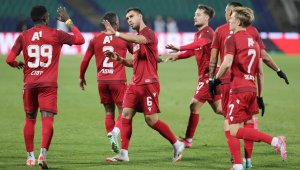 ЦСКА разкарва дуо ненужни