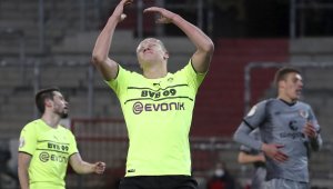 Шави обработва Лапорта: Халанд е като Роналдиньо
