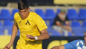 Бивша звезда на Левски прави фурор във Франция