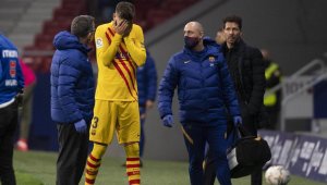 Нов удар на "Камп Ноу": Пике ще е аут за месеци