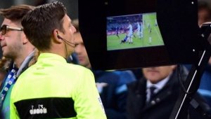 От Испания ревнаха: Системата VAR ни пречи да мамим съдиите