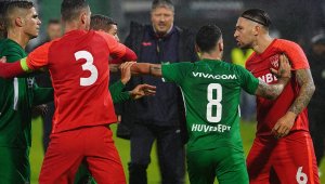 Бандата за Десподов: Прави се на мъж, но е жена на един шамар живот + СНИМКА