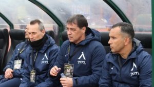Левски няма да вземе лиценз, ако не се издължи на Петър Хубчев