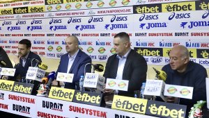 Левски на левскарите: В клуба липсва прозрачност и стратегия