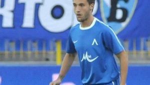 Старокин отиде при "кучетата"