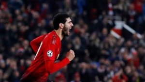 Култов бивш ас на Ман Юнайтед приключи с футбола