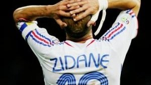 Лебьоф: Срамувам се от Зидан!