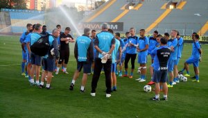 Твърди единици за Левски и Лудогорец