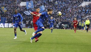 Вечното дерби беше скандално, Левски и ЦСКА не играха футбол!