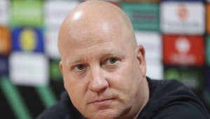 Треньорът на АЕК се закани: Ще се борим до дупка утре и да върнем ШЛ в Гърция на стадиона ни