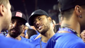 Неймар минава нови прегледи в Катар