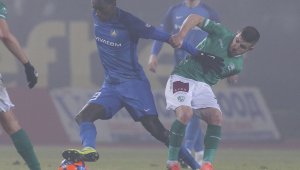 Левски се загуби в мъглата и отстъпи на Берое