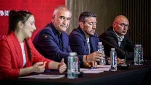 Засипаха Керкез с похвали