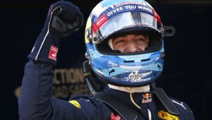 Рикардо тръгва пръв в Монако