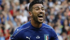 Бившата на италиански национал пръска сексапил по бельо + СНИМКИ