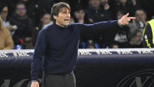 Конте: Медиите трябва да благодарят на Наполи