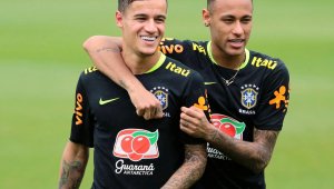 Неймар работи по трансфера на Коутиньо в Барса