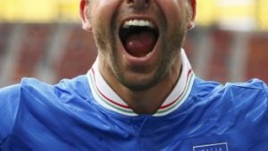 Тото на квадрат в атака за Италия