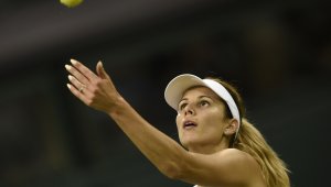 Пиронкова среща "черна котка" в Нотингам 