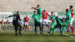 Ботев тресна с 2:0 слаб Берое