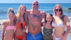 Ливърпул едва не го погуби: Дрога, алкохол и къси поли