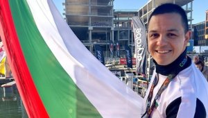 Велик българин: Цанко Цанков преплува Северния канал с тежка хипотермия 