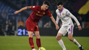 Официално: Рома продаде халф на Аякс