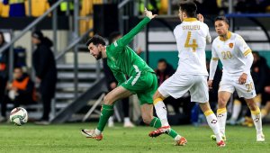 Лийдс вдига заплатата на Груев двойно 