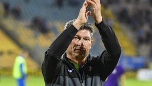 Балъков отсече: Успех за България ще бъде, ако не падне от Чехия