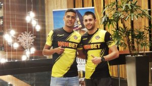 Минути преди края на прозореца: Ботев с двоен трансферен удар