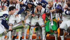 Тотнъм потвърди парад в Лондон 