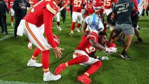 Сбиване след победа на Канзас Сити в НФЛ