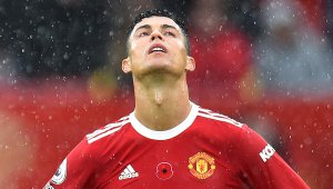 Да се моли? Клауза позволява на Роналдо да зареже Ман Юнайтед!
