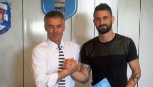 Бивш нападател на ЦСКА преподписа с поляци