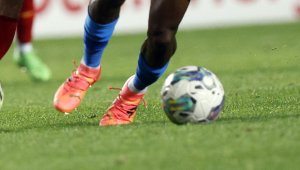 Трагедия! Футболист почина по време на загрявка