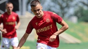 Слабак от родната Първа лига напира за двама от ЦСКА