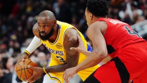 Край на серията! След почти 19 години ЛеБрон не успя да вкара 10 точки