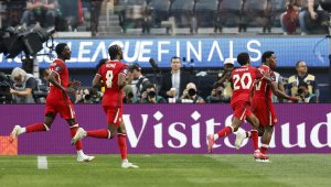 ОФИЦИАЛНО: Голова машина ще сменя отбора 