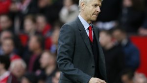 Арсенал няма да продава през лятото