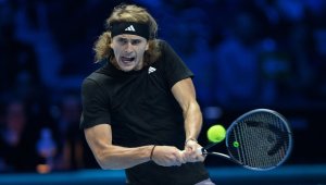 Зверев обърна Алкарас на финалите в Торино